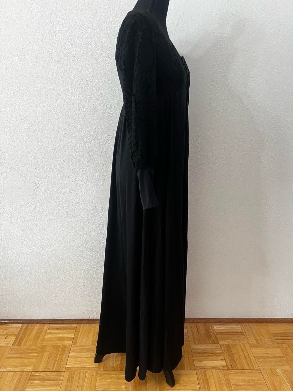 Vintage 70s Maxi Dress Long Lace Sleeves Whimsygoth Dark Cottage Romantic Retro - Picture 3 of 6